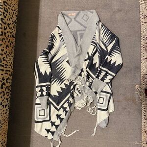 Large Black, metallic silver & cream southwestern pattern long sleeve cardigan